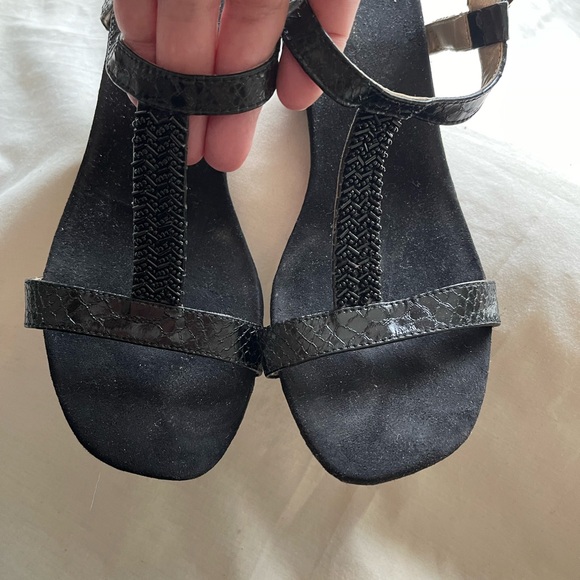 Bandolino, black, wedge-heeled, strappy sandals.  Size 10.5. Beautiful 🤩 - Picture 2 of 4